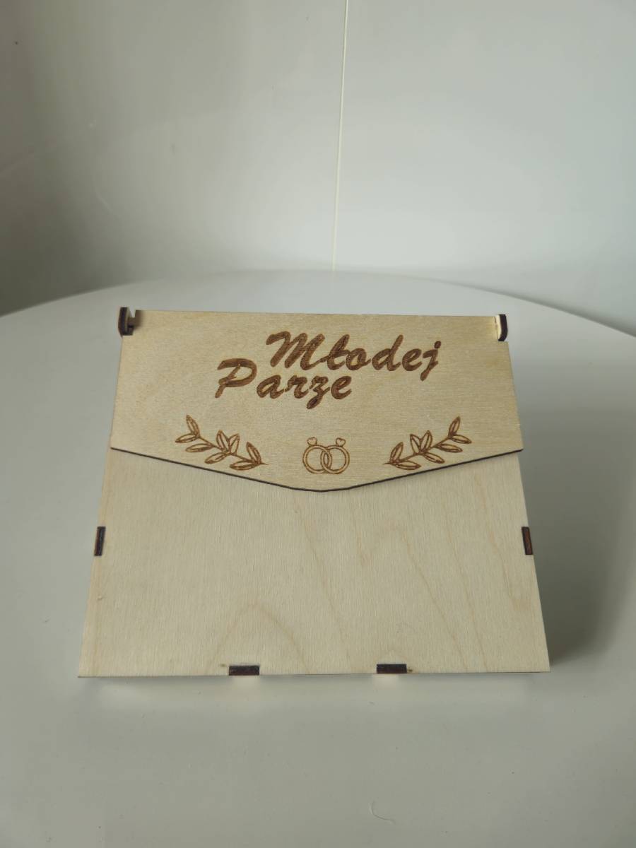 Personalizowany prezent / pamiątka z drewna - 6
